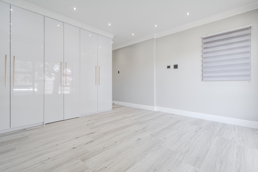 3 Bedroom Property for Sale in Rondebosch Park Estate Western Cape